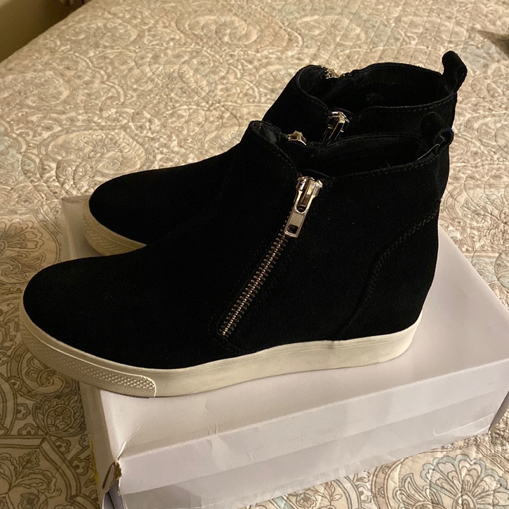 STEVE MADDEN